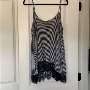 navy/white tank